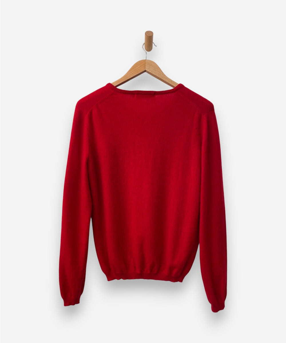 Secondhand cashmere jumper