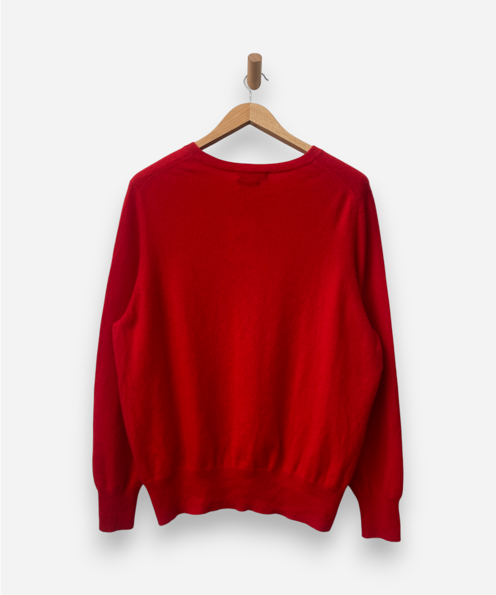 Secondhand cashmere jumper