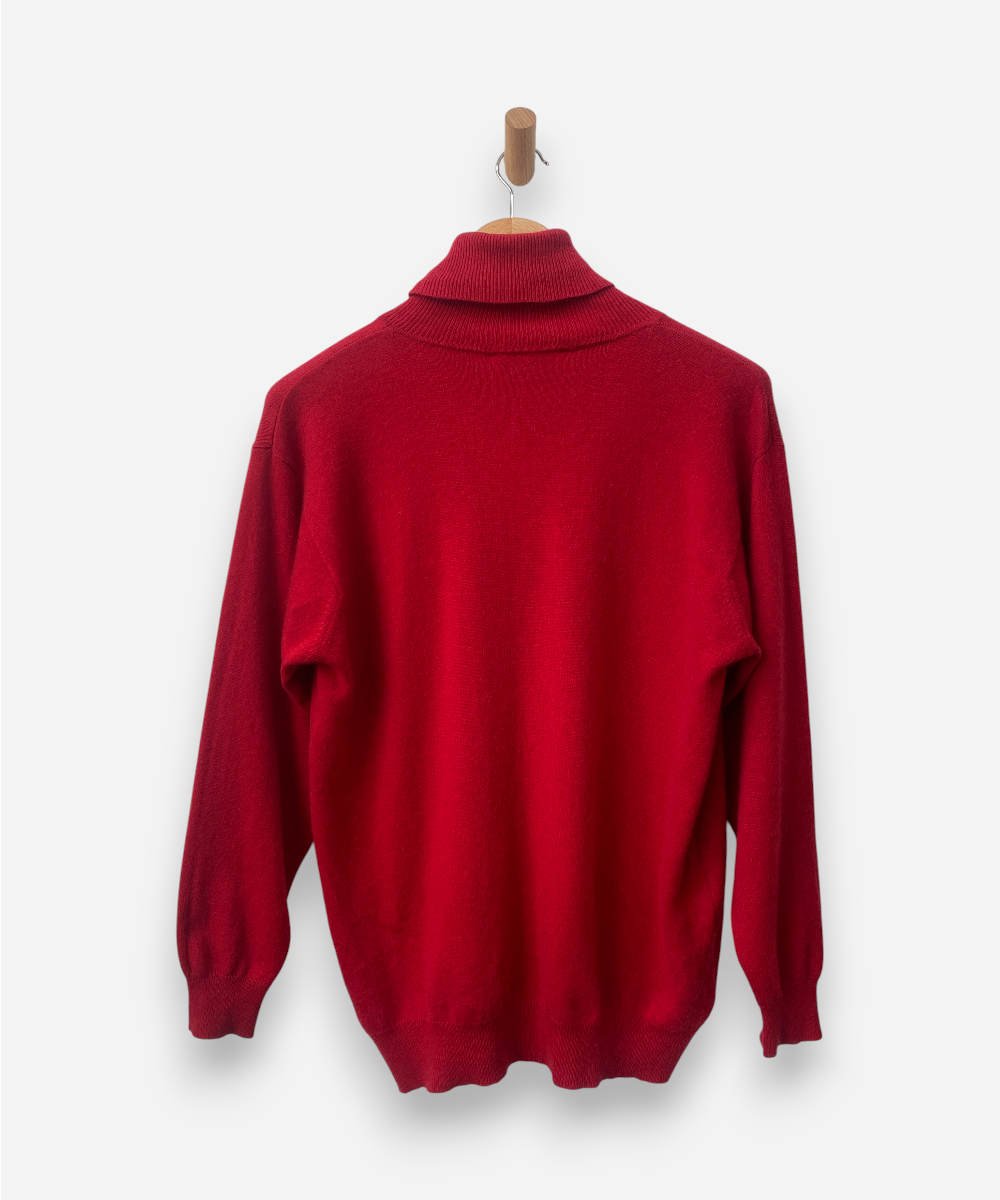 Secondhand cashmere jumper