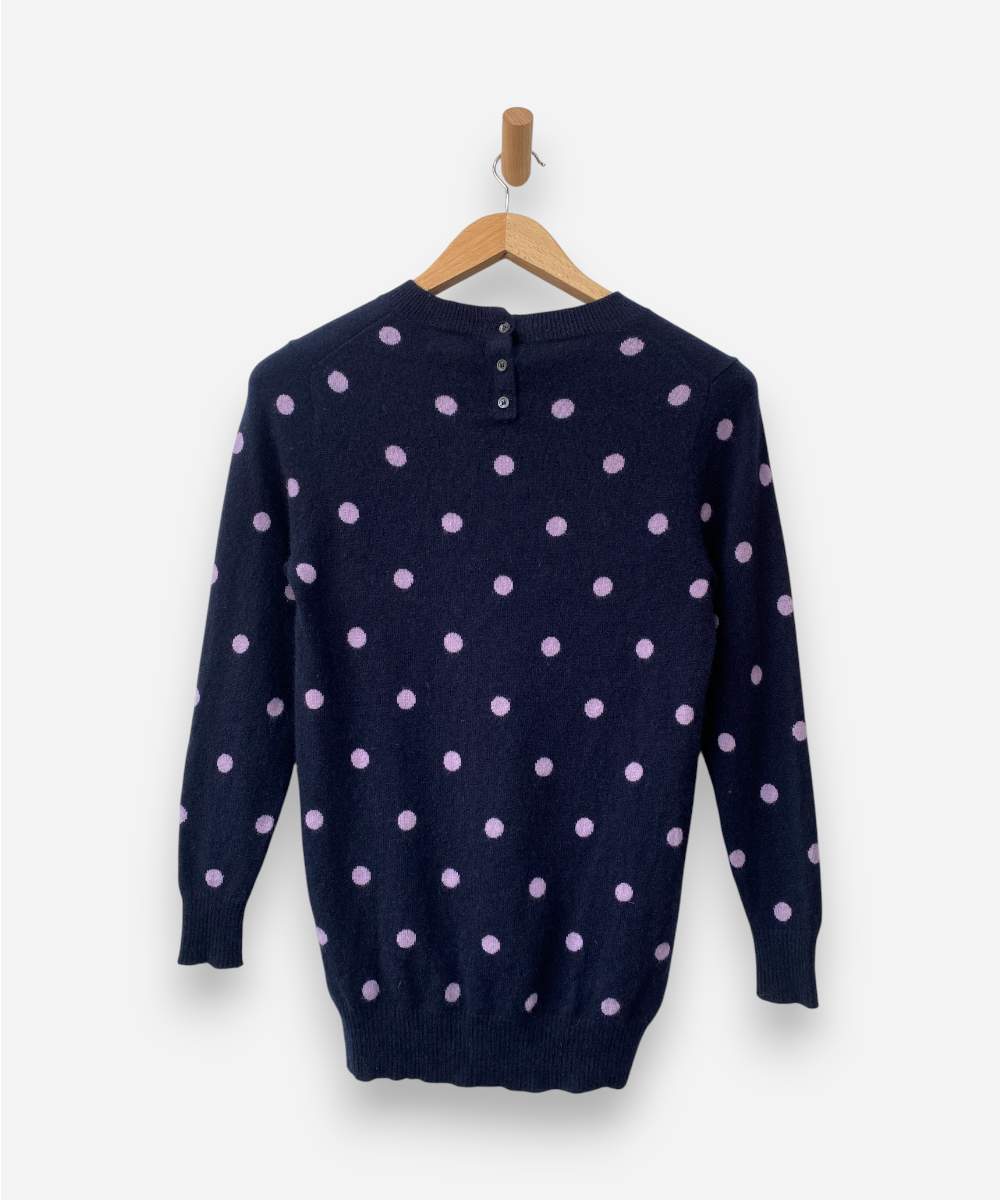 Secondhand cashmere jumper