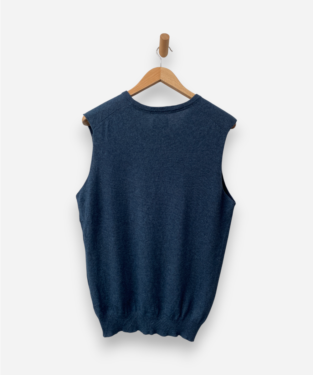 Secondhand cashmere vest