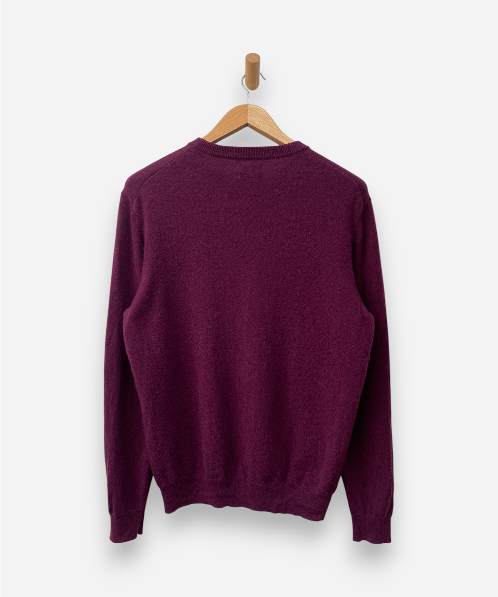 Secondhand cashmere jumper