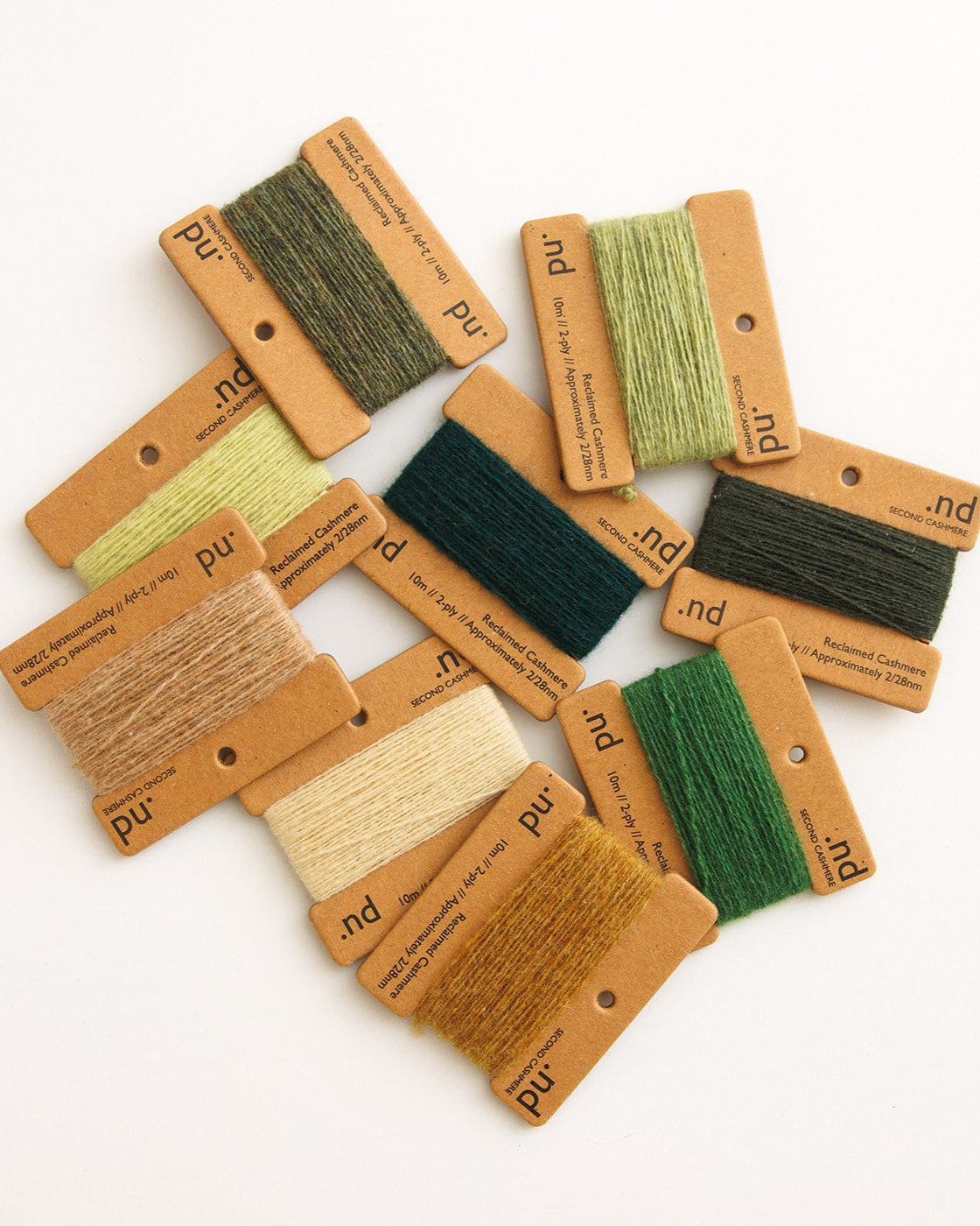 Reclaimed cashmere yarns