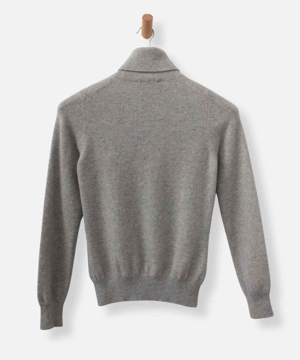 Secondhand cashmere jumper