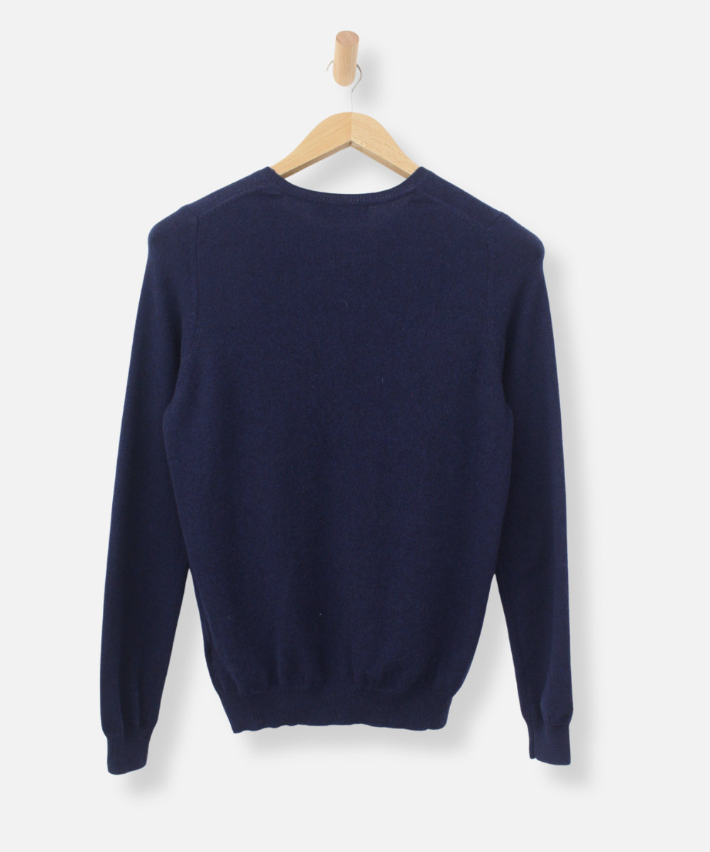 Secondhand cashmere jumper