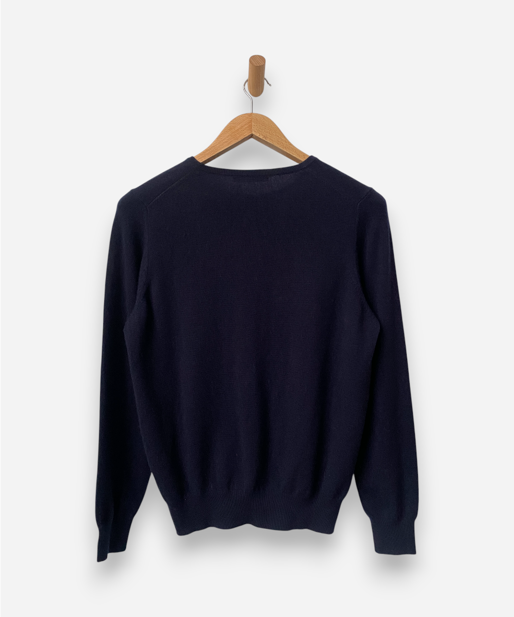 Secondhand cashmere jumper