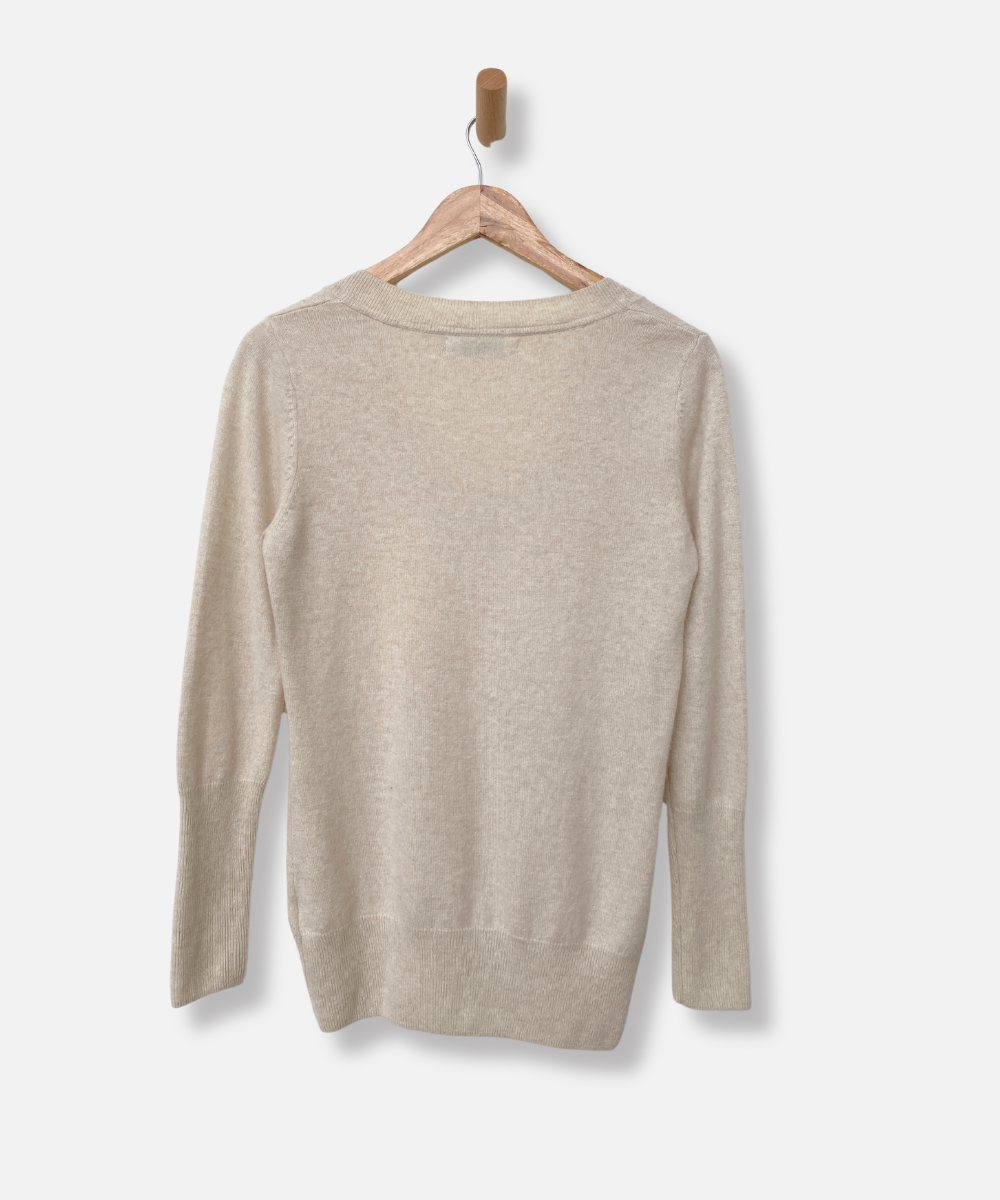 Secondhand cashmere jumper