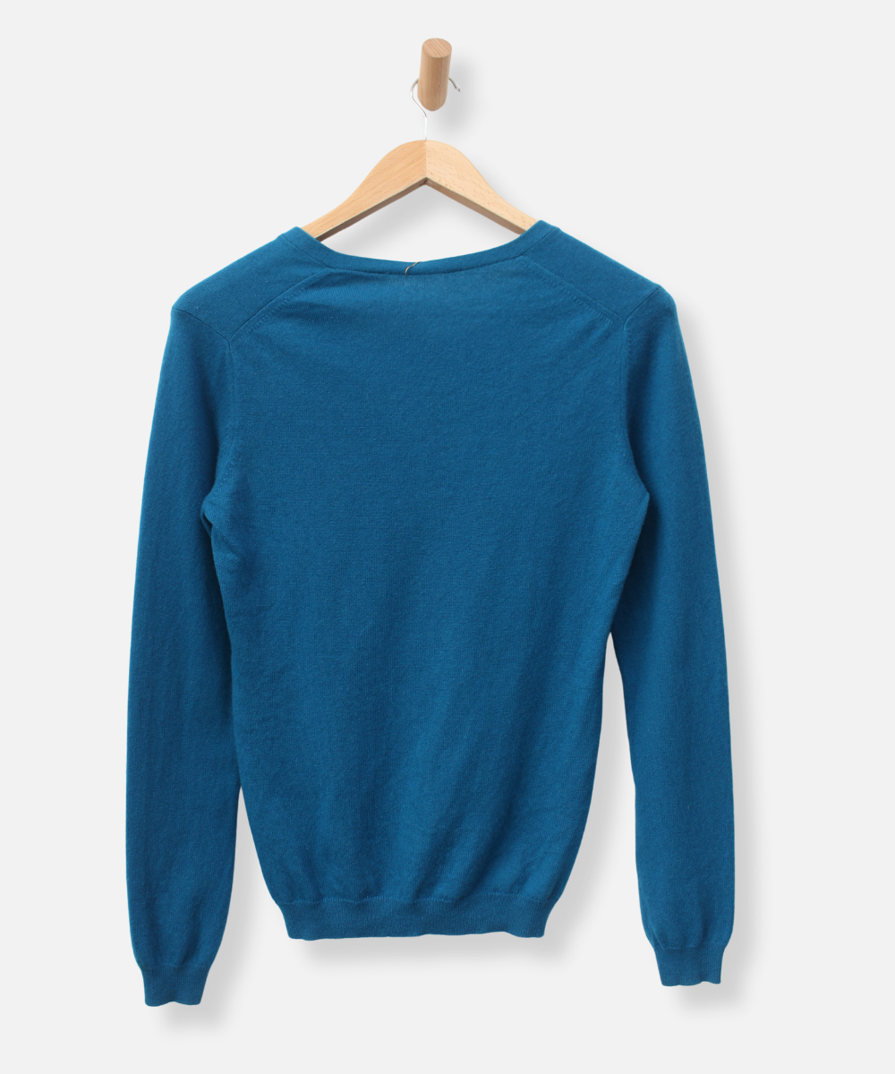 Secondhand cashmere jumper