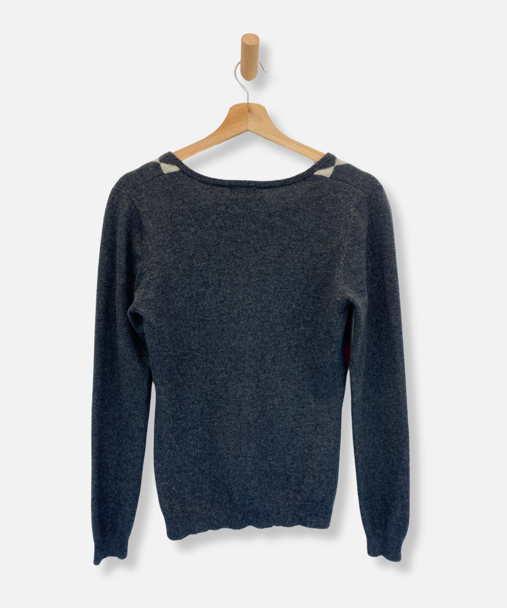 Secondhand cashmere jumper