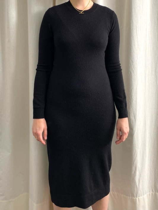 Black Cashmere Crew Neck Dress by Eric Bompard