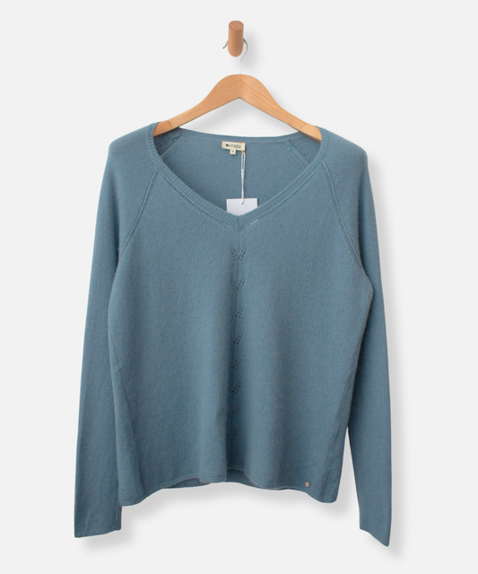 Secondhand cashmere jumper