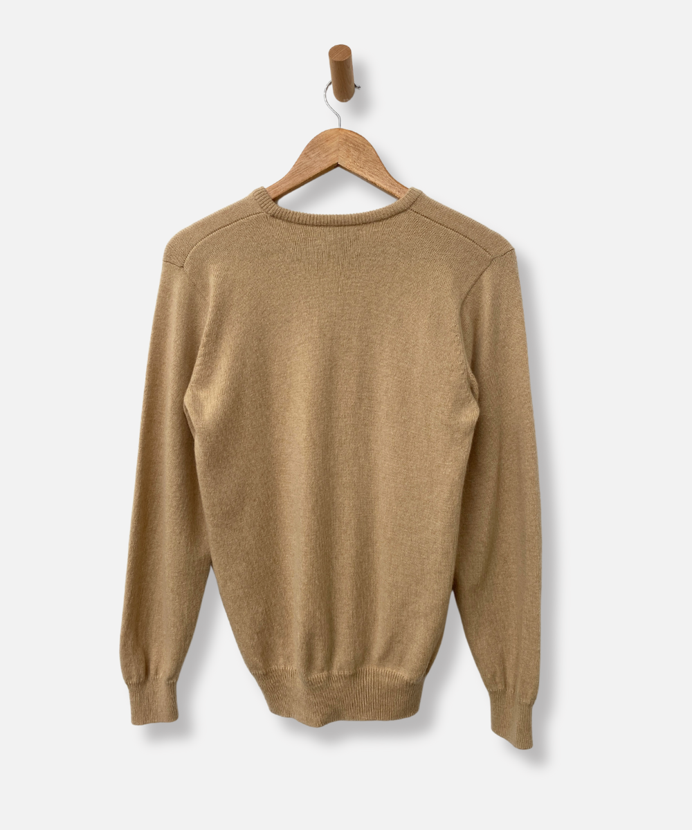 Secondhand cashmere jumper