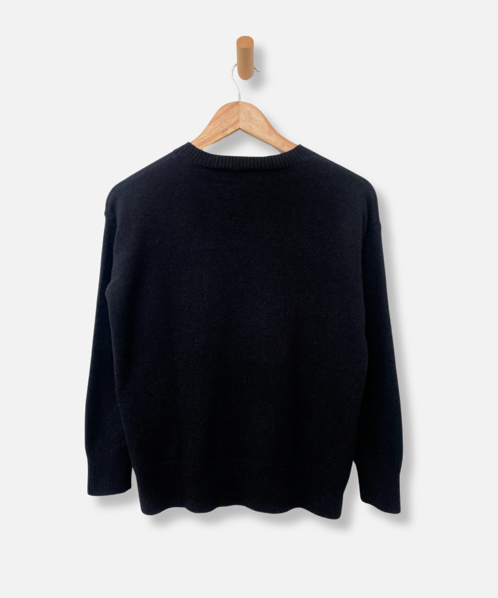 Secondhand cashmere jumper