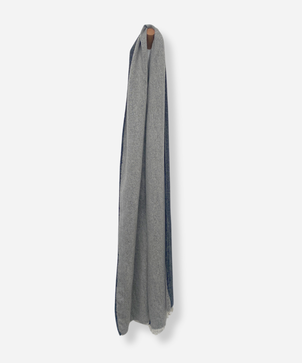 Secondhand cashmere scarf