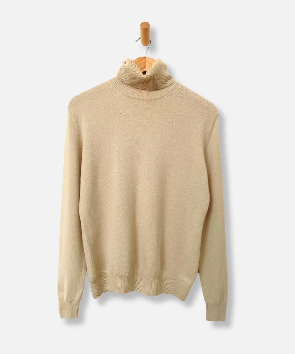 Secondhand cashmere jumper