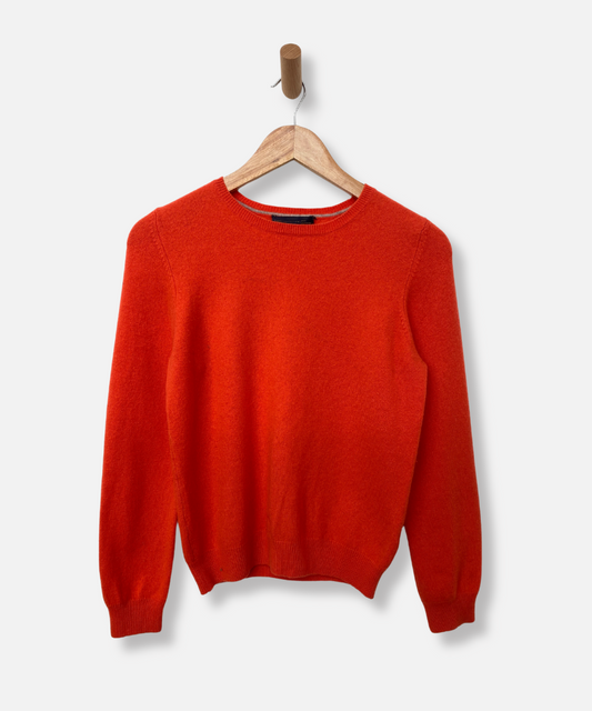 Secondhand cashmere jumper