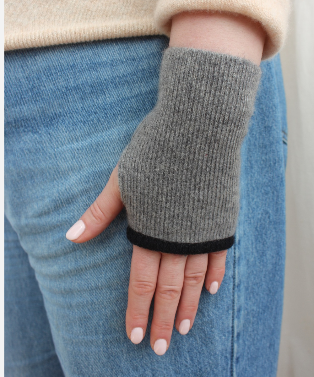 Reclaimed cashmere hand warmers