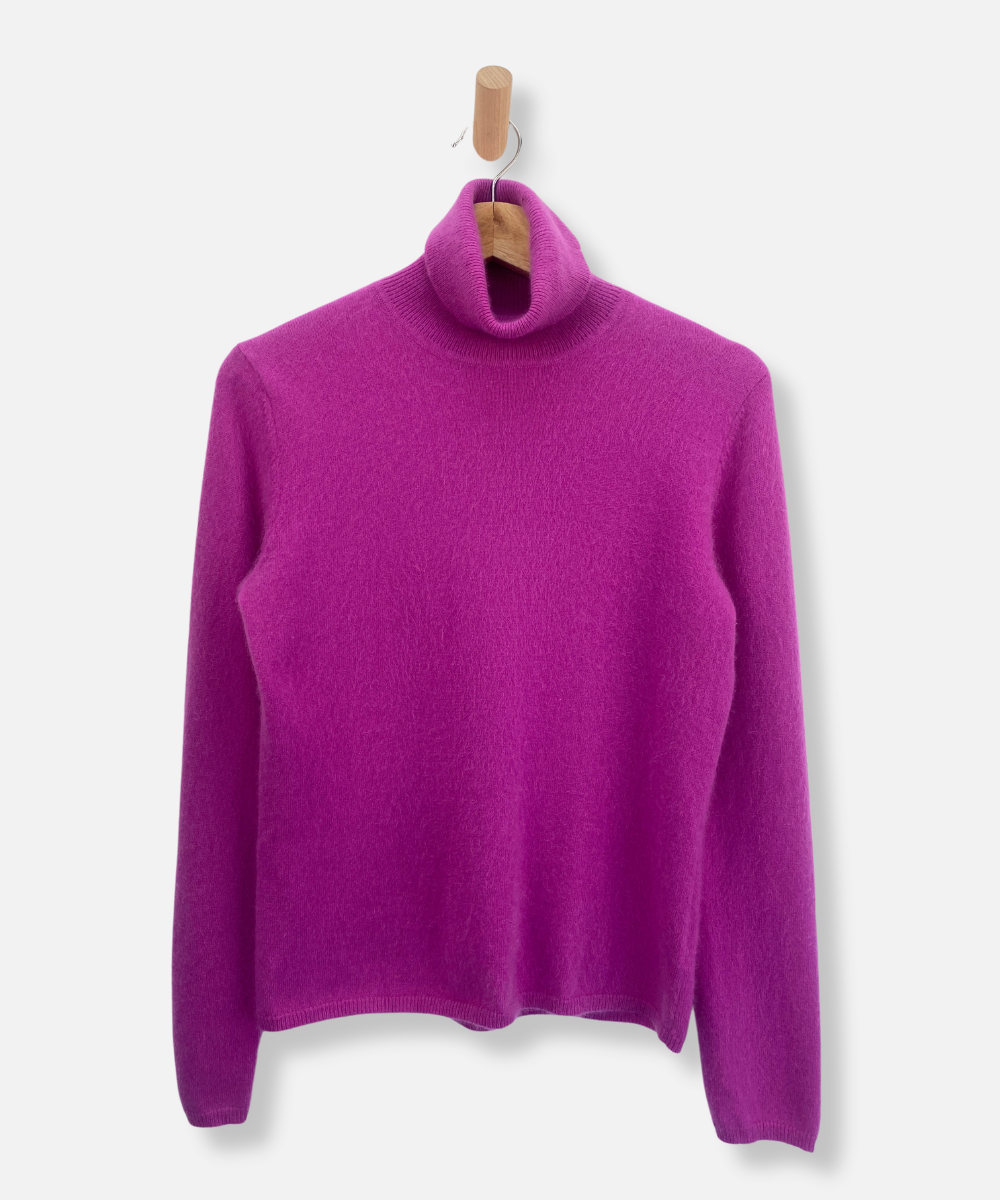 Secondhand cashmere jumper