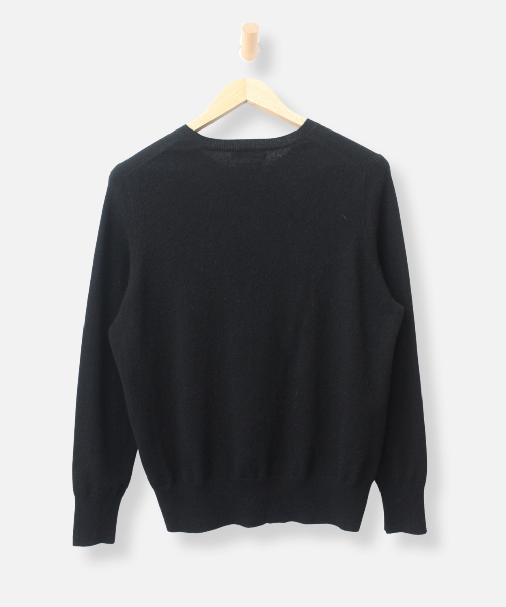 Secondhand cashmere jumper