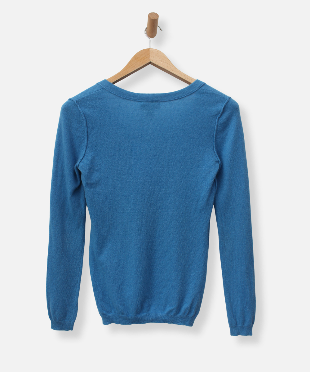 Secondhand cashmere jumper