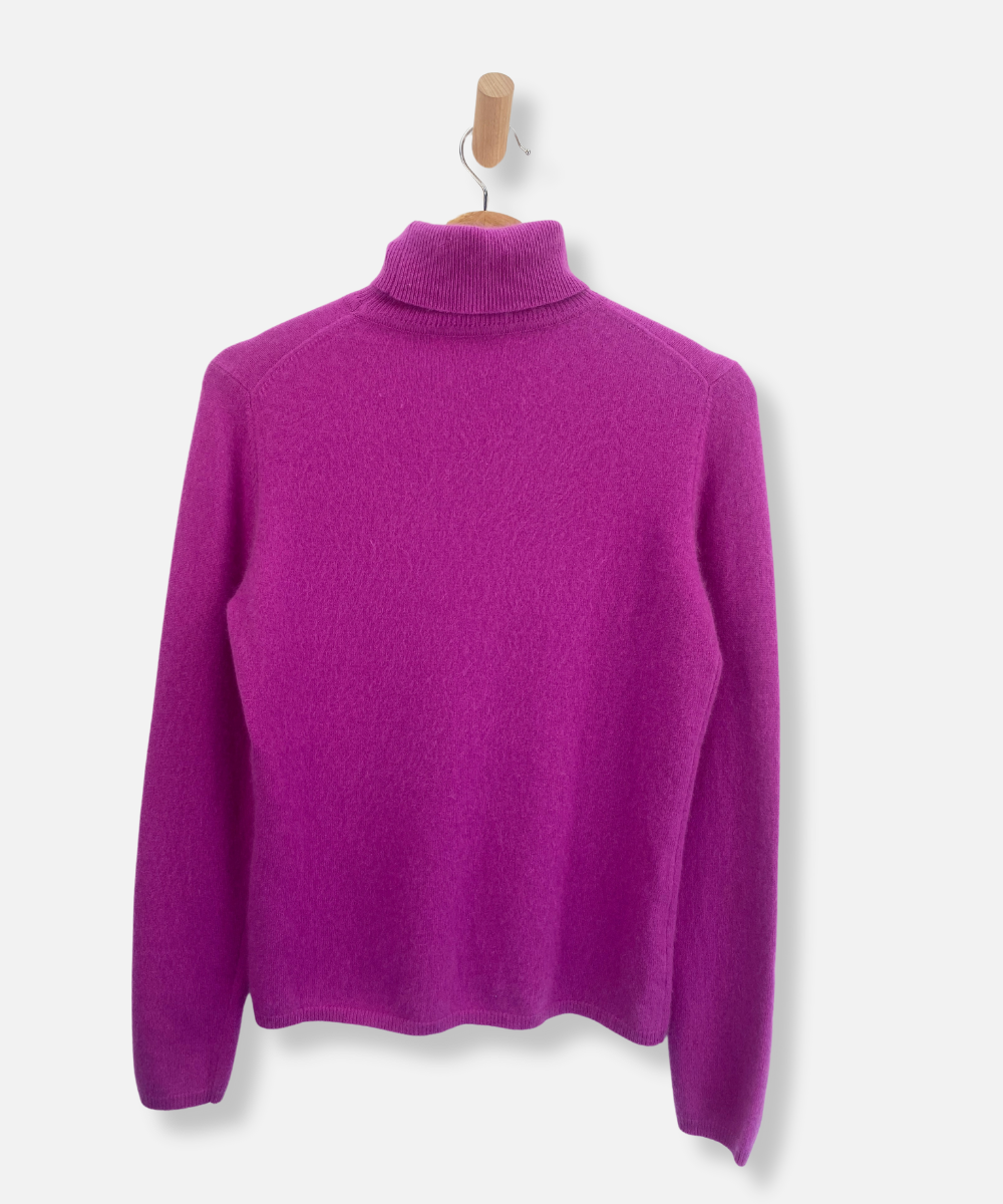 Secondhand cashmere jumper