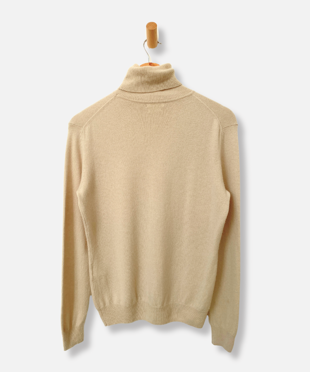 Secondhand cashmere jumper