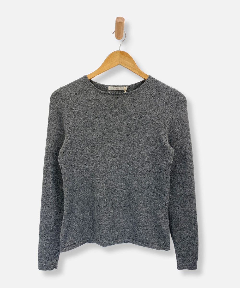 Secondhand cashmere jumper