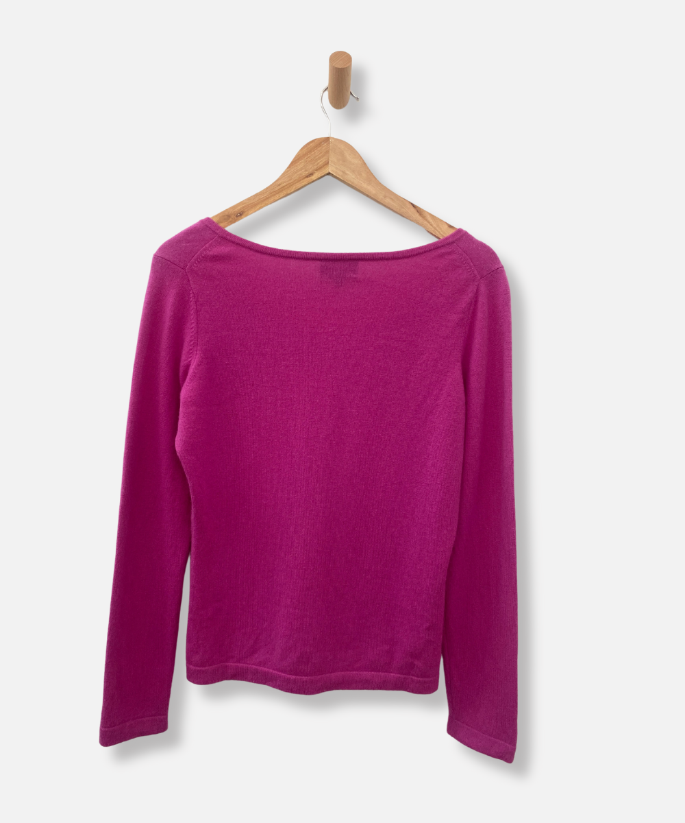 Secondhand cashmere jumper