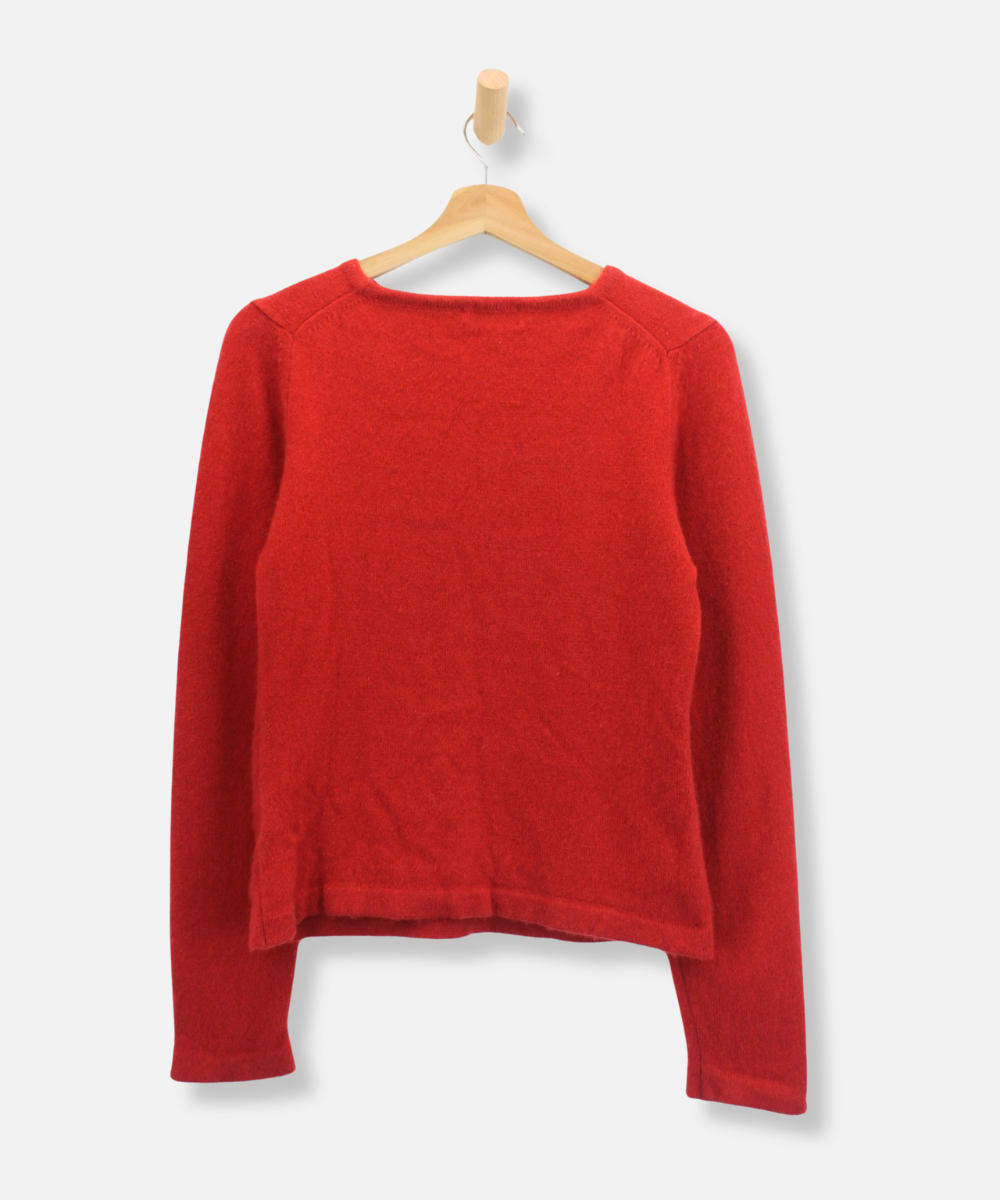 Secondhand cashmere jumper