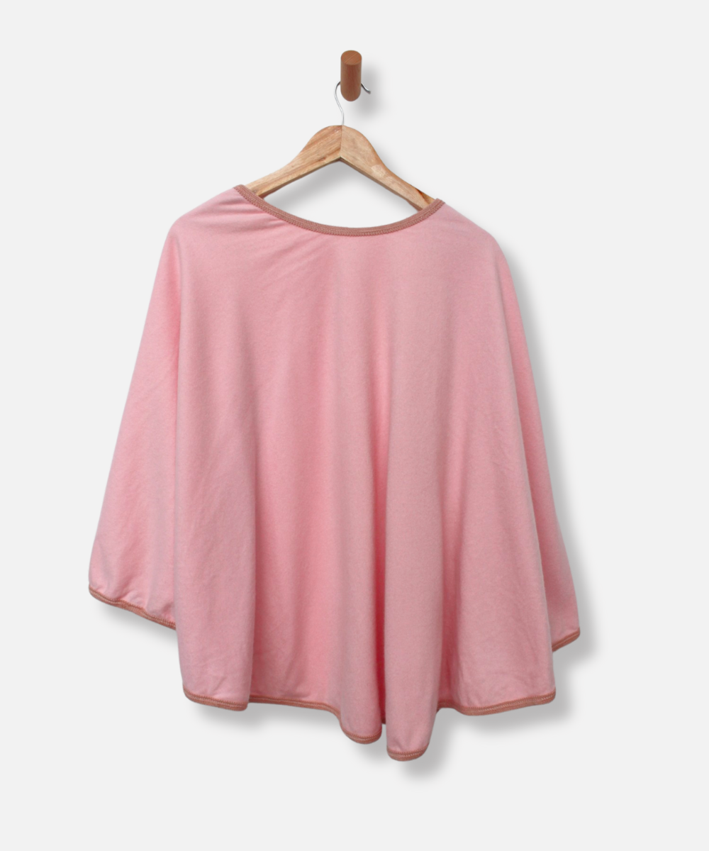 Secondhand cashmere cape