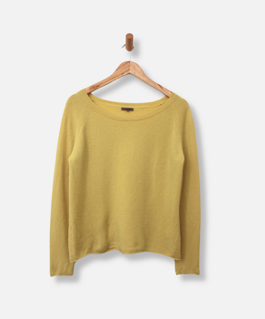 Secondhand cashmere jumper