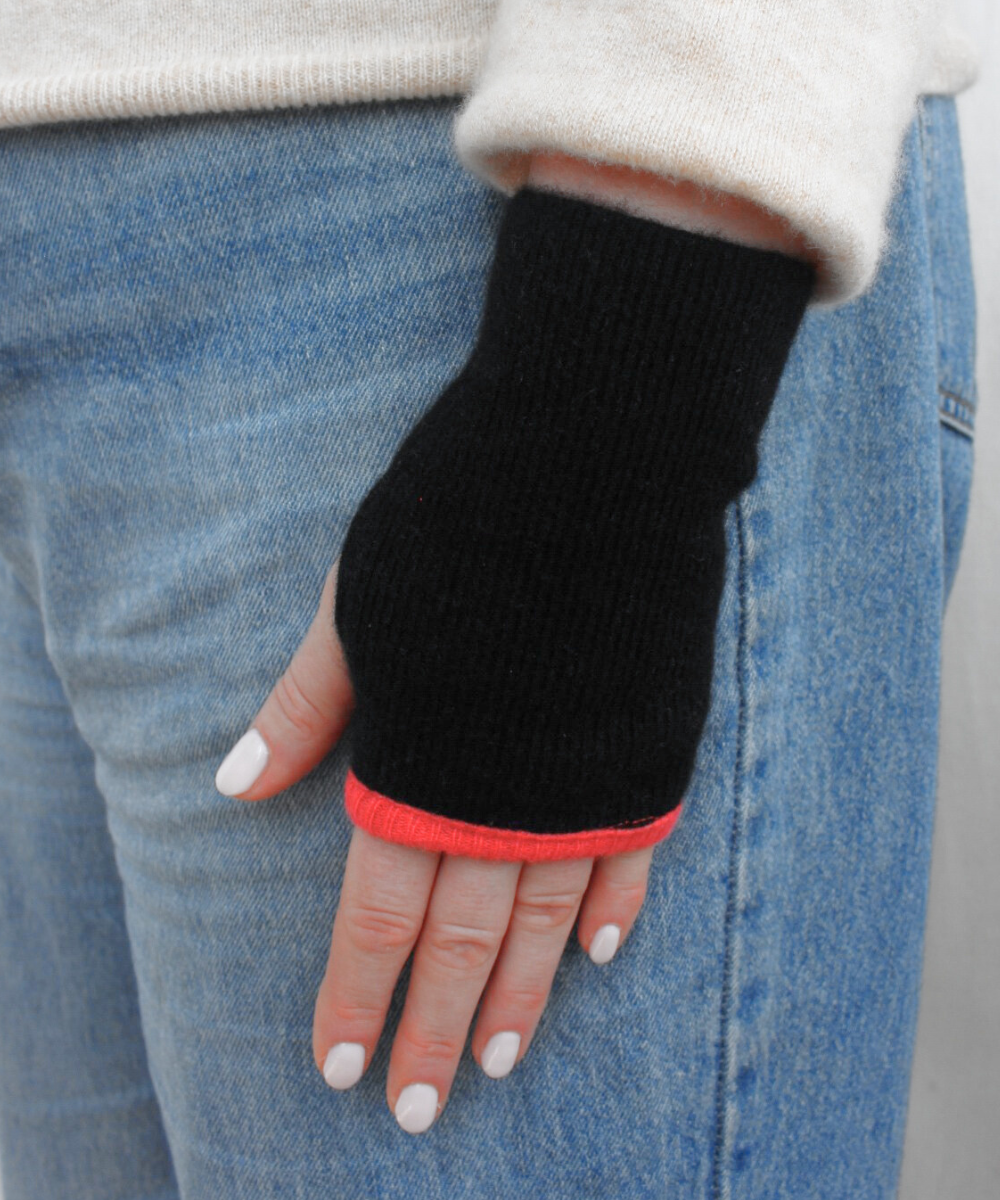 Reclaimed cashmere hand warmers