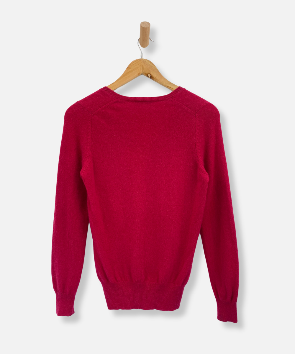 Secondhand cashmere jumper