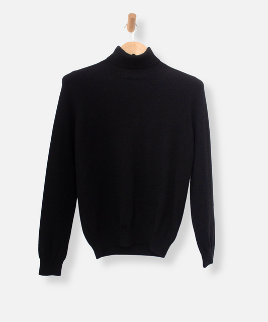 Secondhand cashmere jumper