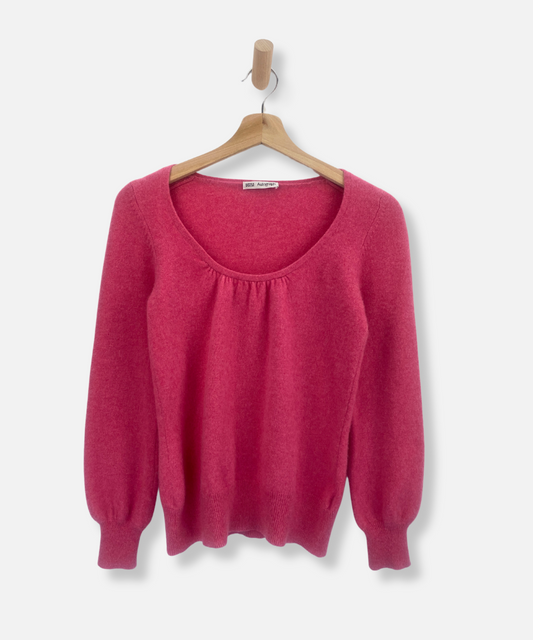 Secondhand cashmere jumper