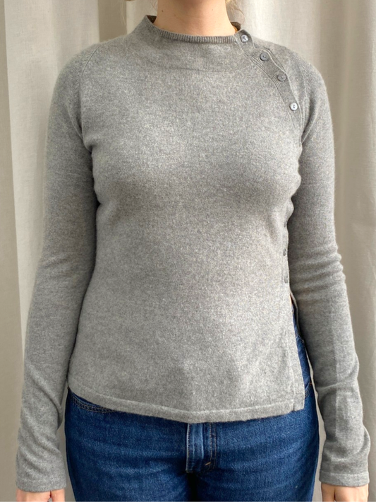 Secondhand cashmere jumper