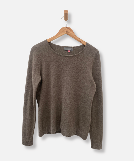 Secondhand cashmere jumper