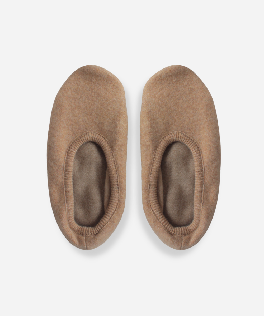 Reclaimed cashmere slippers