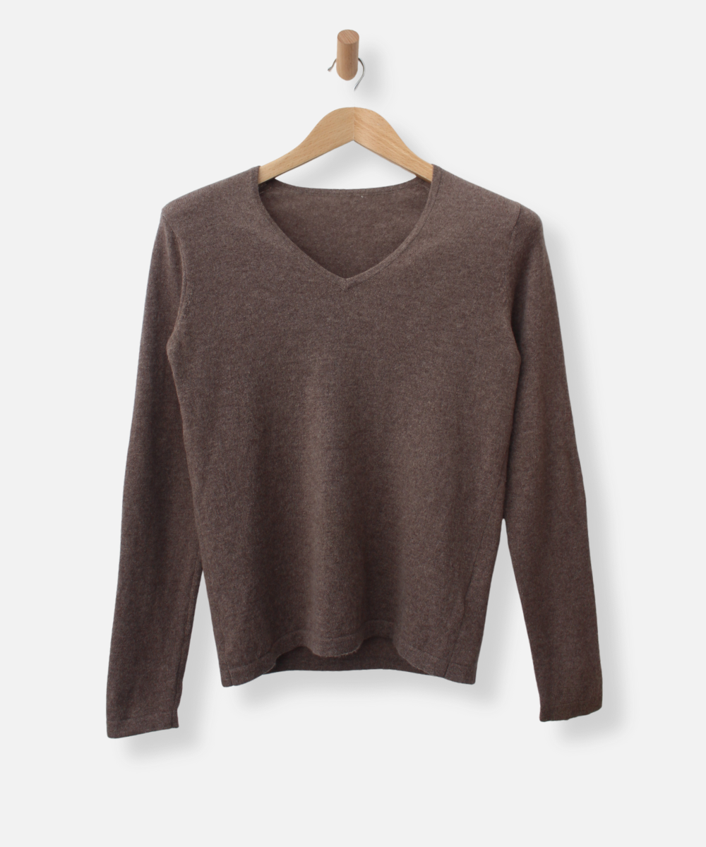 Secondhand cashmere jumper