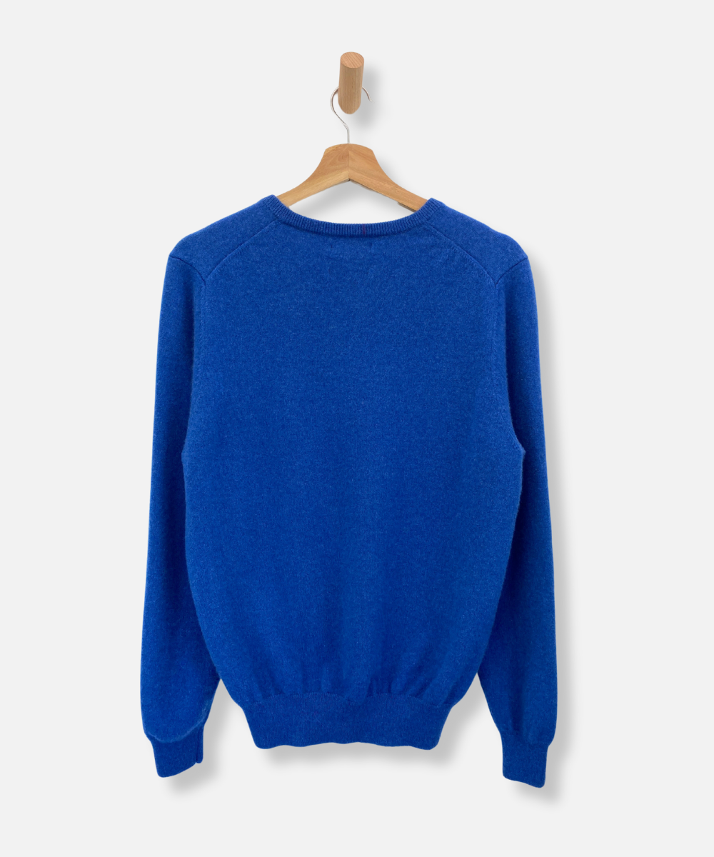 Secondhand cashmere jumper