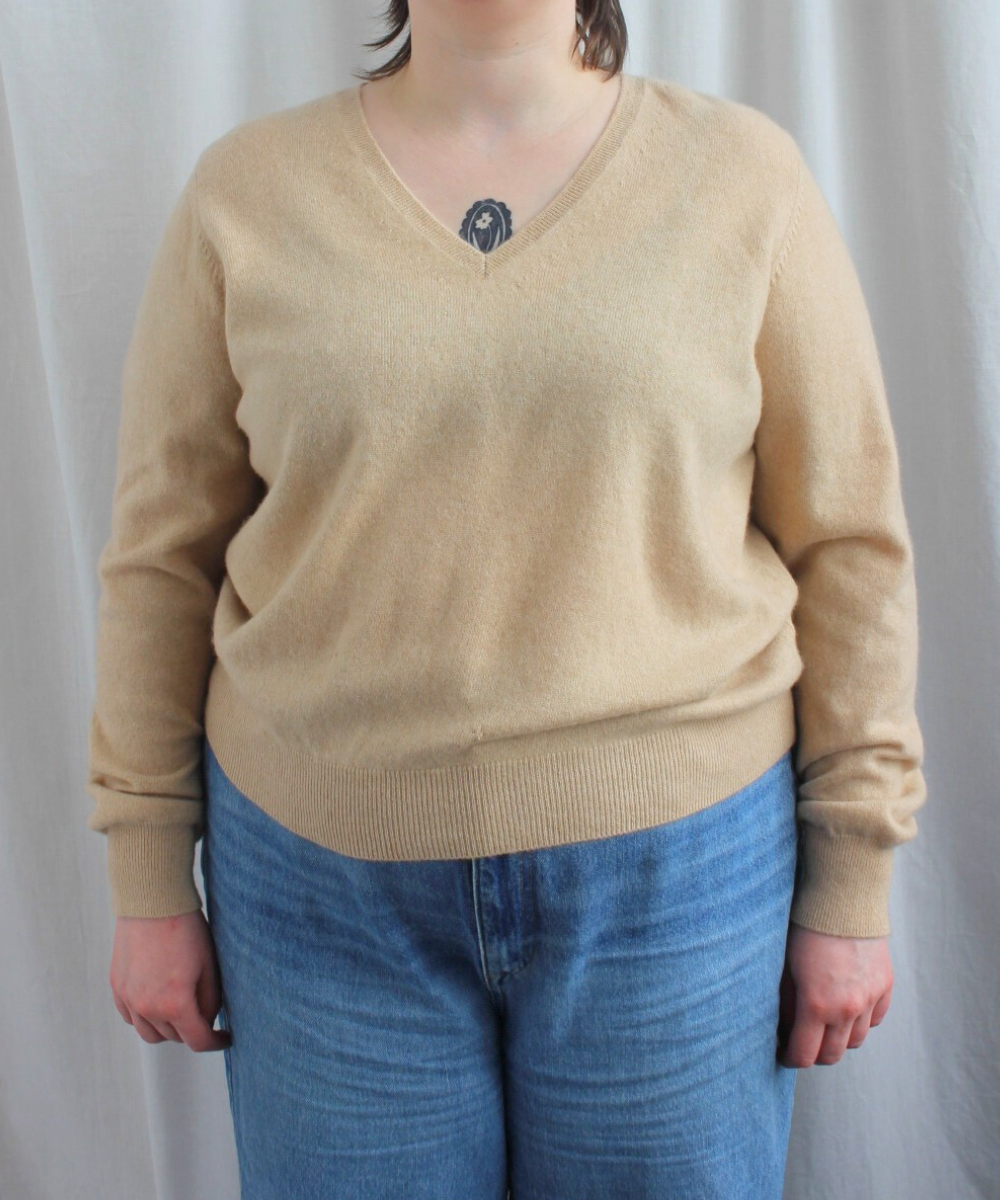 Secondhand cashmere jumper