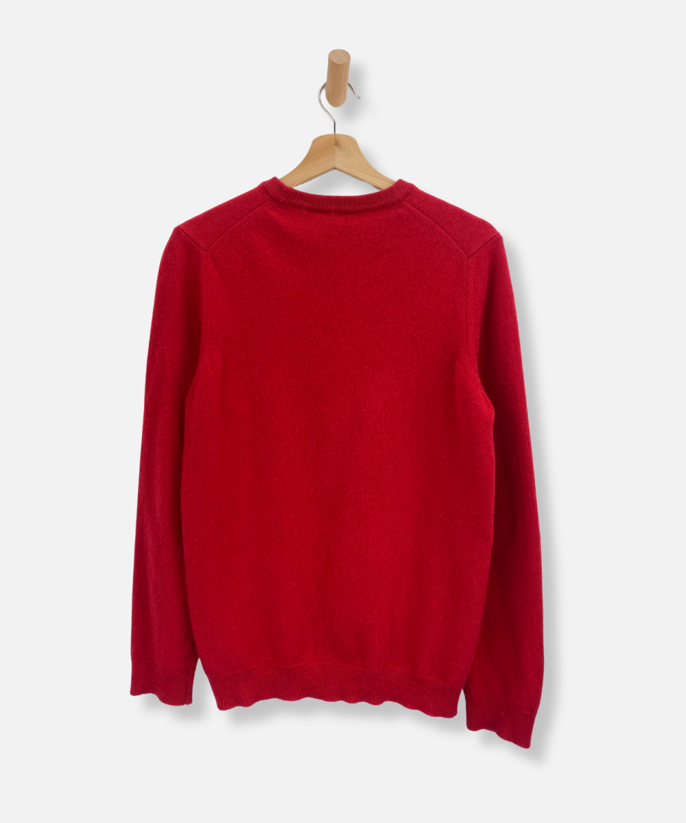 Secondhand cashmere jumper