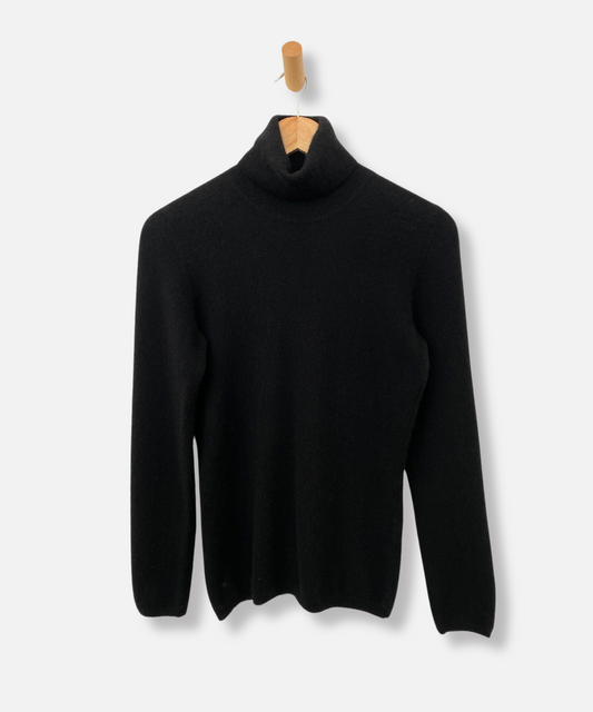 Secondhand cashmere jumper