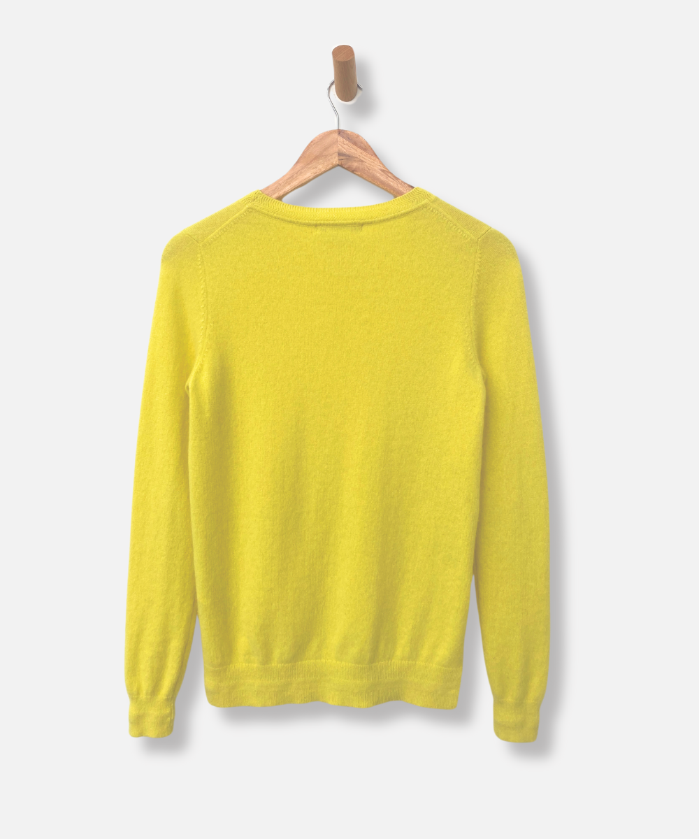 Secondhand cashmere jumper