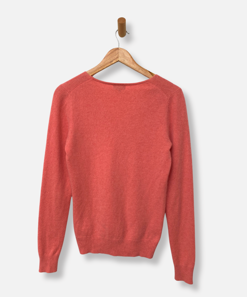 Secondhand cashmere jumper