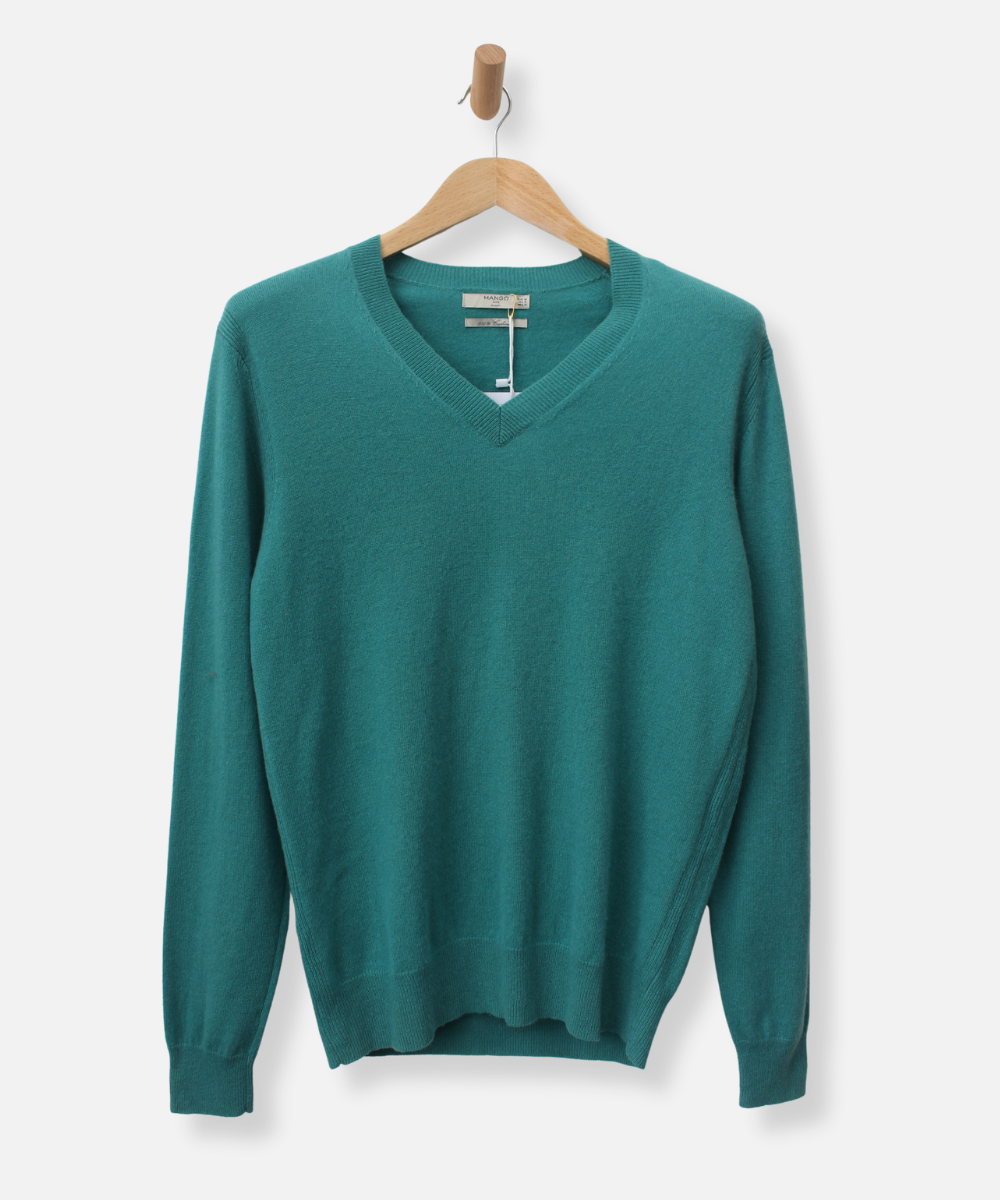Secondhand cashmere jumper