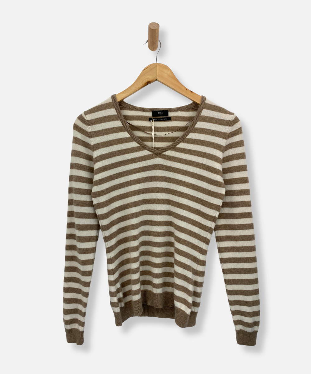 Secondhand cashmere jumper