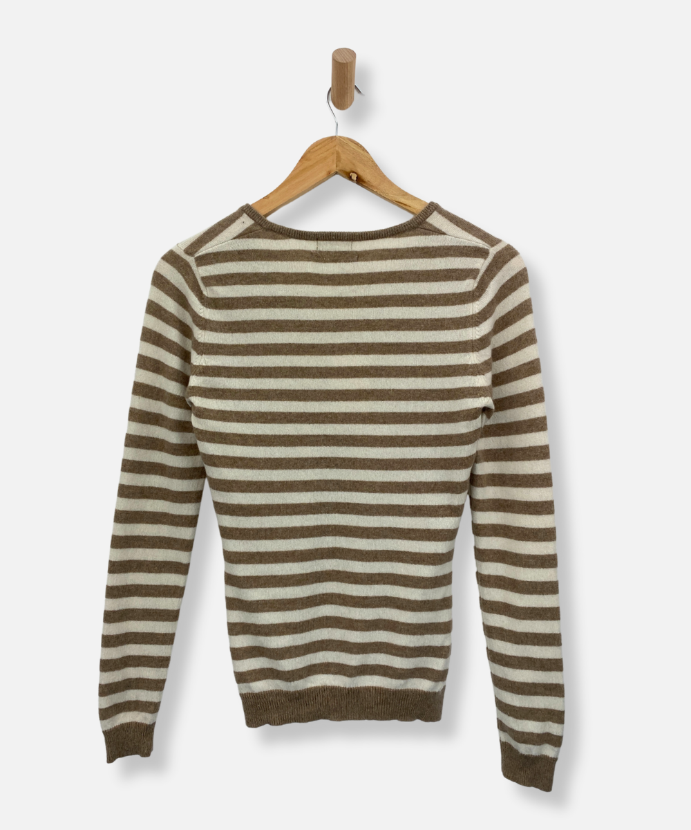 Secondhand cashmere jumper