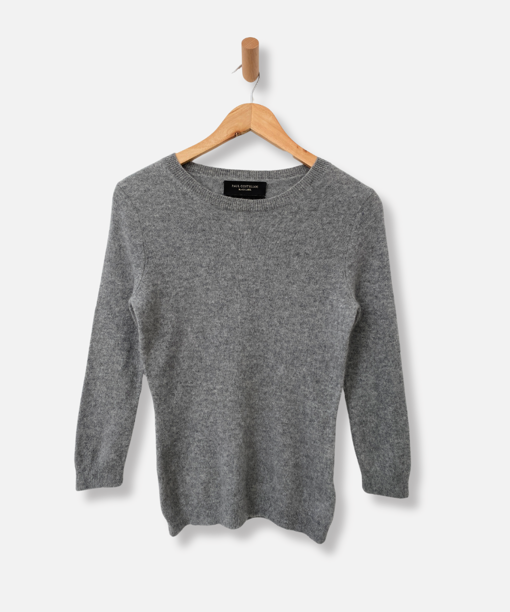 Secondhand cashmere jumper