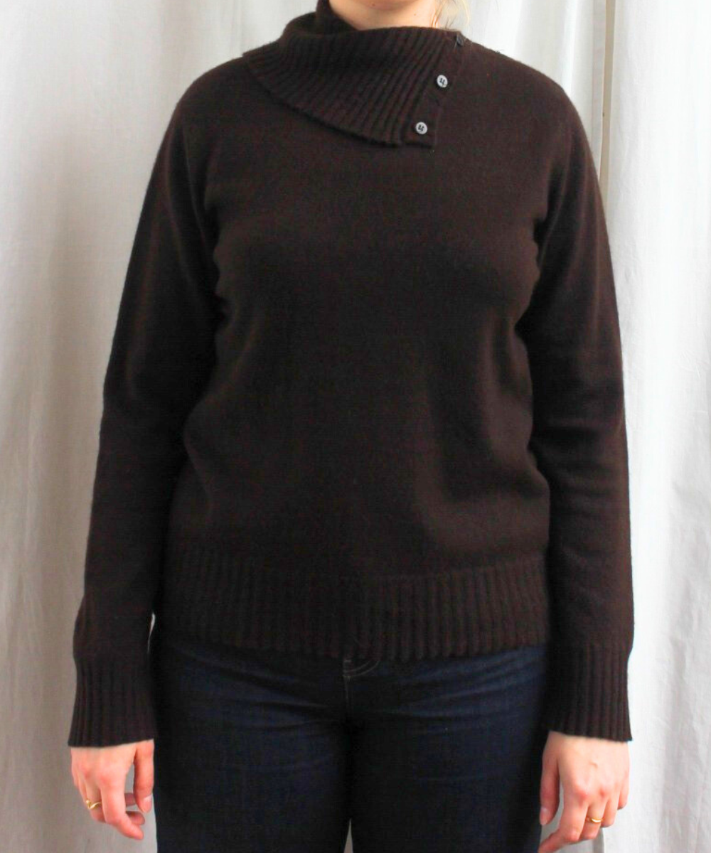 Secondhand cashmere jumper